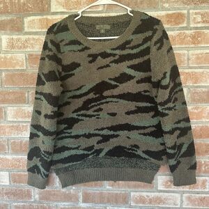Barefoot Dreams Cozy Chic Seaside Crewneck Sweater Green Camouflage XS